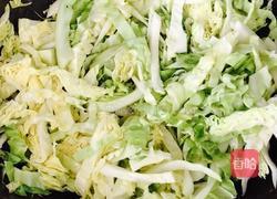 卷心菜清炒冻豆腐的做法图解7