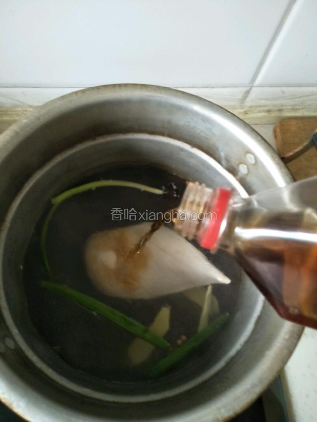 加适量料酒，盐煮15-20分钟左右