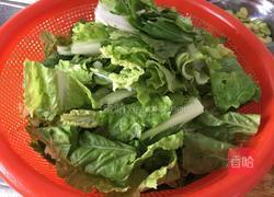 豆腐皮炒毛白菜的做法图解2