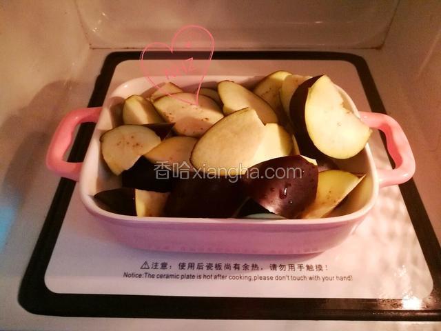 入微波炉叮6分钟