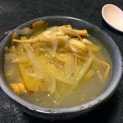 白萝卜蛏子汤的做法[图]