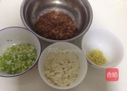 牛肉内脂豆腐小笼包的做法图解2