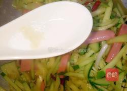 小瓜火腿肠的做法图解5