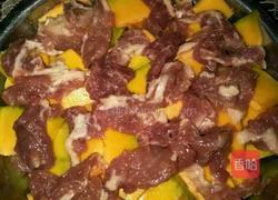 南瓜蒸瘦肉的做法图解2