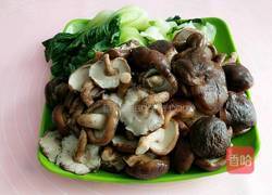 香菇猪肉锅烙的做法图解2