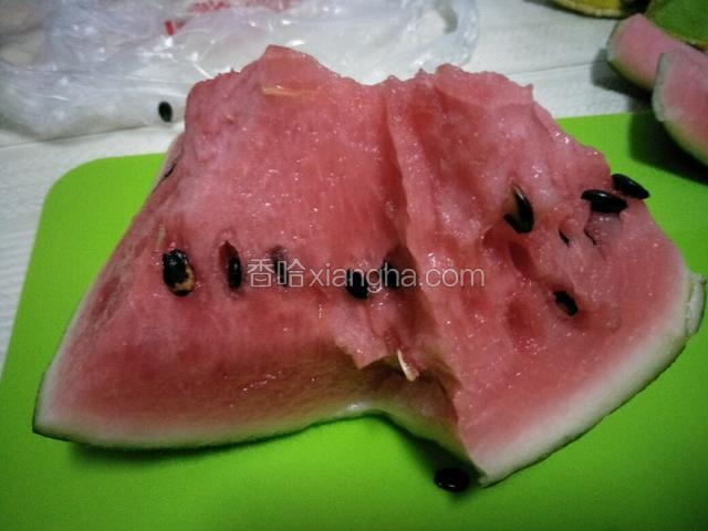 准备一大块西瓜