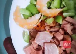 Bacon, ham and shrimp pizza (simple version) recipe 1