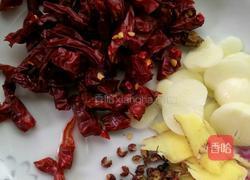 干煸鳝鱼片的做法图解1