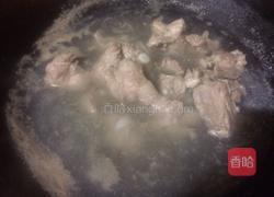 生地排骨汤的做法图解2