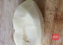 炒土豆胡萝卜丁的做法图解2