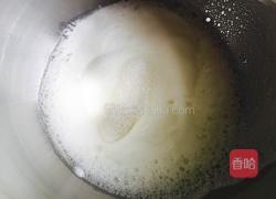 抹茶旋风蛋糕卷的做法图解9