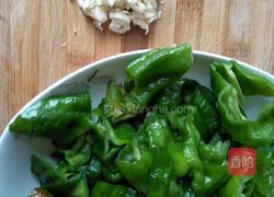 蒜香青椒的做法图解2