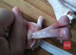 鸡爪快速去骨的做法图解4