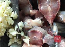 蒜蓉豆鼓蒸鸭嘴鱼（别名无骨鱼）的做法图解3