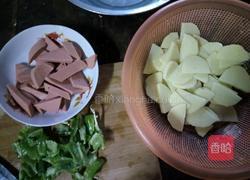火腿土豆片的做法图解1