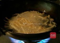 菌菇炝拌荷兰豆的做法图解3