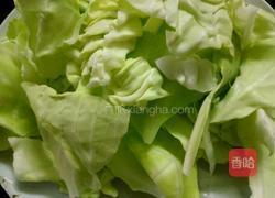清炒卷心菜的做法图解1
