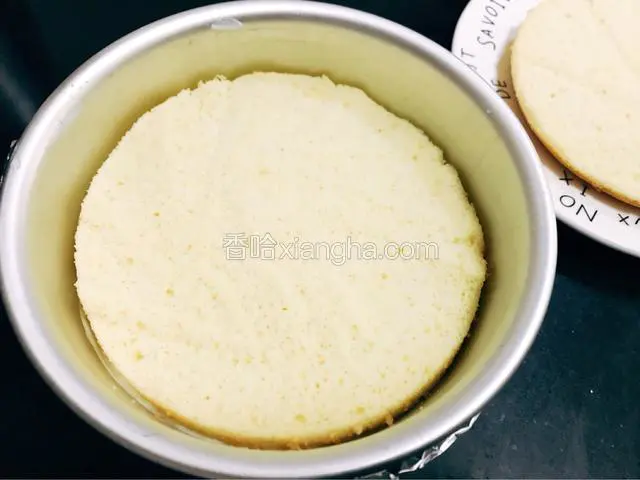 再放入一片戚风