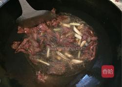 苦瓜炒牛肉的做法图解5