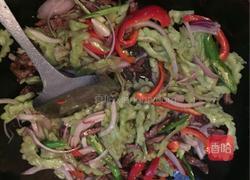 苦瓜炒牛肉的做法图解6