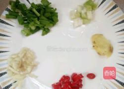 凉拌鸡爪的做法图解3