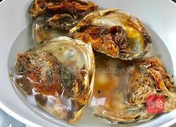 腊鱼头炖豆腐皮的做法图解2