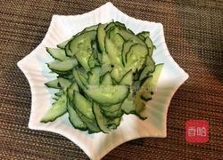 黄瓜炒鸡蛋的做法图解1