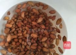 自制花生露的做法图解1