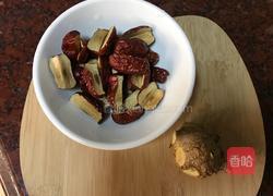 姜枣茶的做法图解1