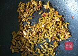 炒酸豆角的做法图解5