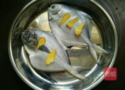 清蒸鲳鱼的做法图解1