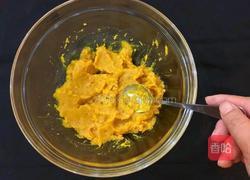 芝麻南瓜球的做法图解2