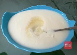 酸奶慕斯蛋糕的做法图解3