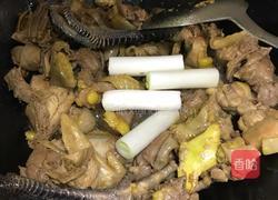 野生菌烧鸡的做法图解5