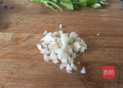 青椒炒鸭肝的做法图解3