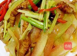 清爽小炒西瓜皮的做法图解1