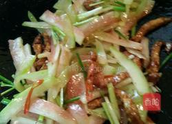 清爽小炒西瓜皮的做法图解12
