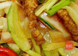 清爽小炒西瓜皮的做法图解14