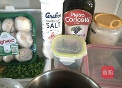 口蘑豌豆炒木耳的做法图解1