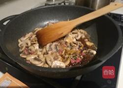 口蘑豌豆炒木耳的做法图解6