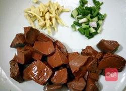 猪红粥的做法图解2