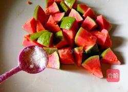 盐拌红心番石榴的做法图解4