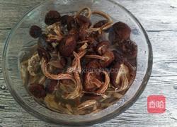 茶树菇炒肉的做法图解1