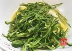 洋葱青椒炒苋菜梗的做法图解6