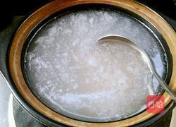 薏仁米花生粥的做法图解5
