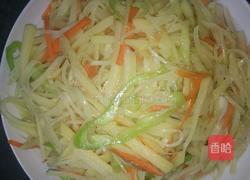 酸辣土豆胡萝卜丝的做法图解7