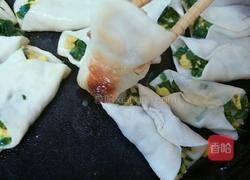 电饼铛 锅贴的做法图解11