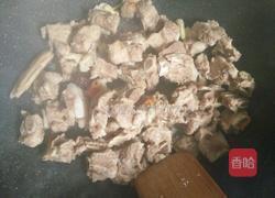 排骨酱炒排骨的做法图解3