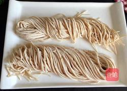 打卤面(尖椒鸡蛋卤)的做法图解1