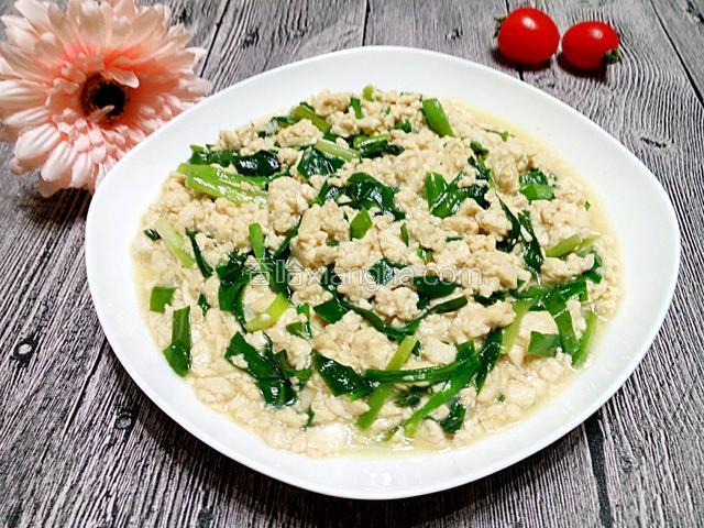 鸡刨豆腐